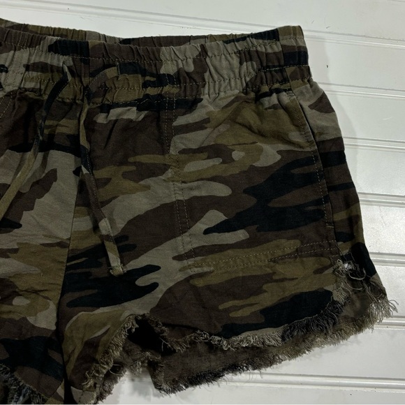 Express Camouflage Camo Shorts Raw Hem Womens Size Small Linen Drawstring - Picture 4 of 12